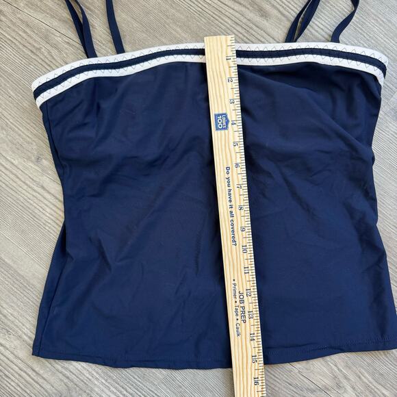 Nautica Swim Top Women’s Size 12 Navy Blue Beach Pool Cruise Vacation - Picture 3 of 9